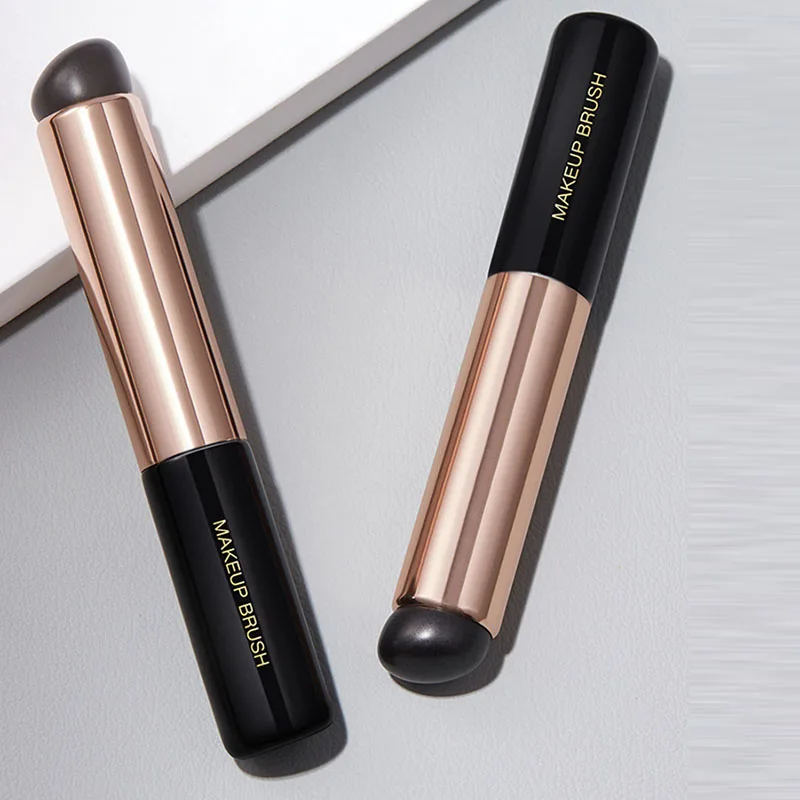 Silikonowy pędzelek do ust z osłonką, okrągła główka, pędzle do makijażu ust i korektora, wielokrotnego użytku, miękki aplikator do szminki i balsamu do ust.