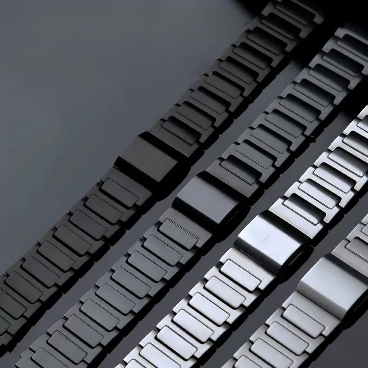 حزام تيتانيوم مغناطيسي لساعة سامسونج جالاكسي 8 40 ملم 44 ملم سوار عمل فاخر لساعة جالاكسي 8/ 8 كلاسيك 46 ملم