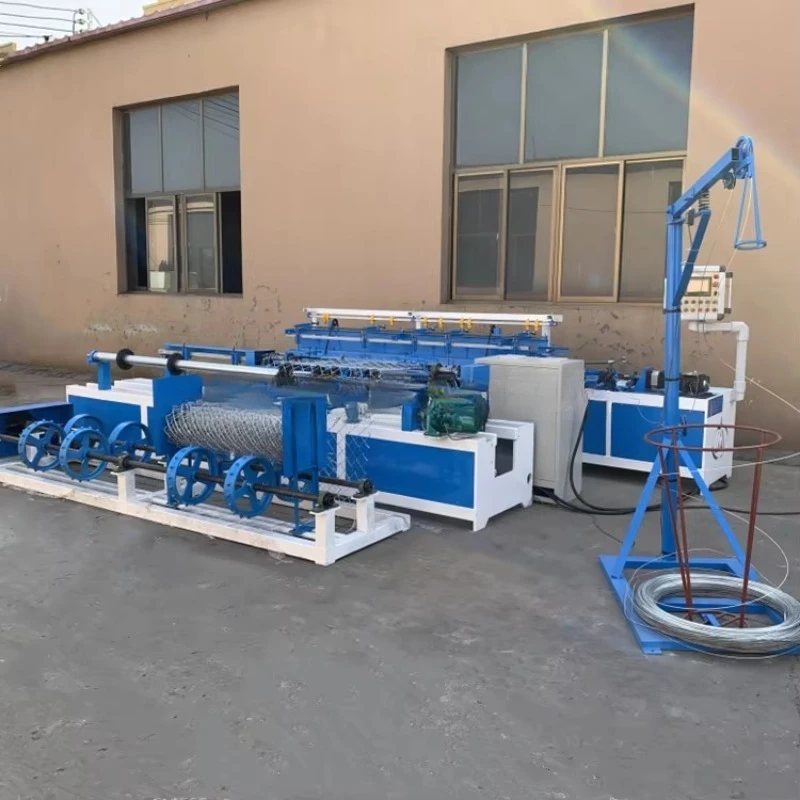 Customized Manual Semi-Automatic Chain Link Fence Making Machine Construction Farm Manufacturing Plant Retail Industries Availab
