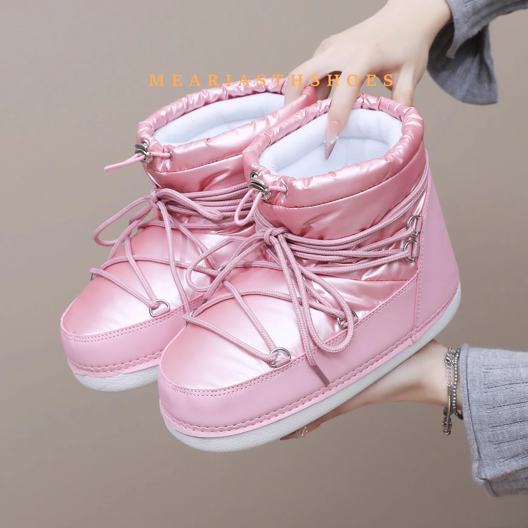 

2025 новые стильные водонепроницаемые противоскользящие космические ботинки на платформе, утепленные теплые зимние ботинки для женщин, зимняя обувь из материка Китая