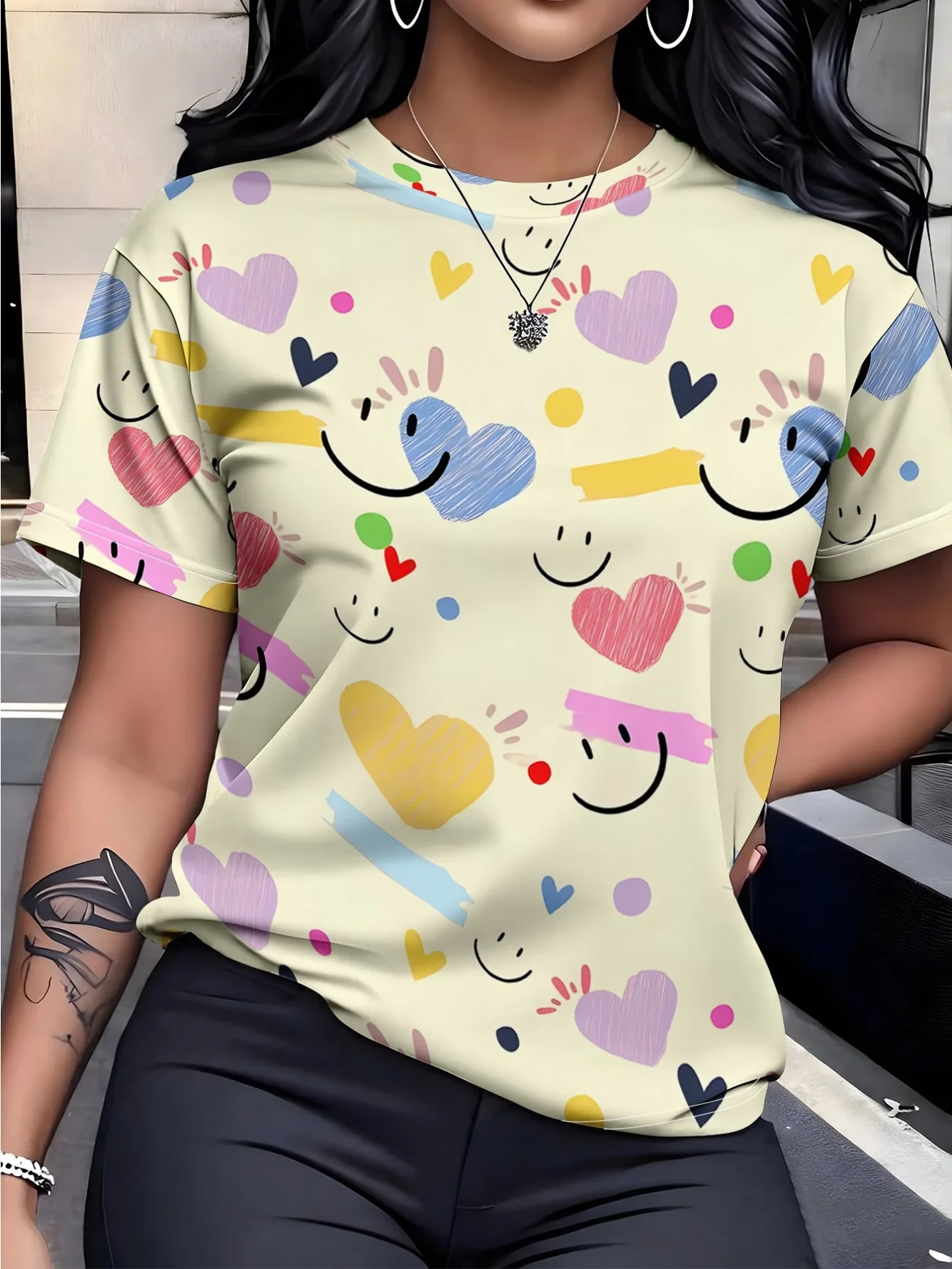 Women's Cute Heart Smile Face Print T-Shirt Casual Short Sleeve Summer Colorful Graphic Tee Short Sleeve Tee Plus Size Colorful