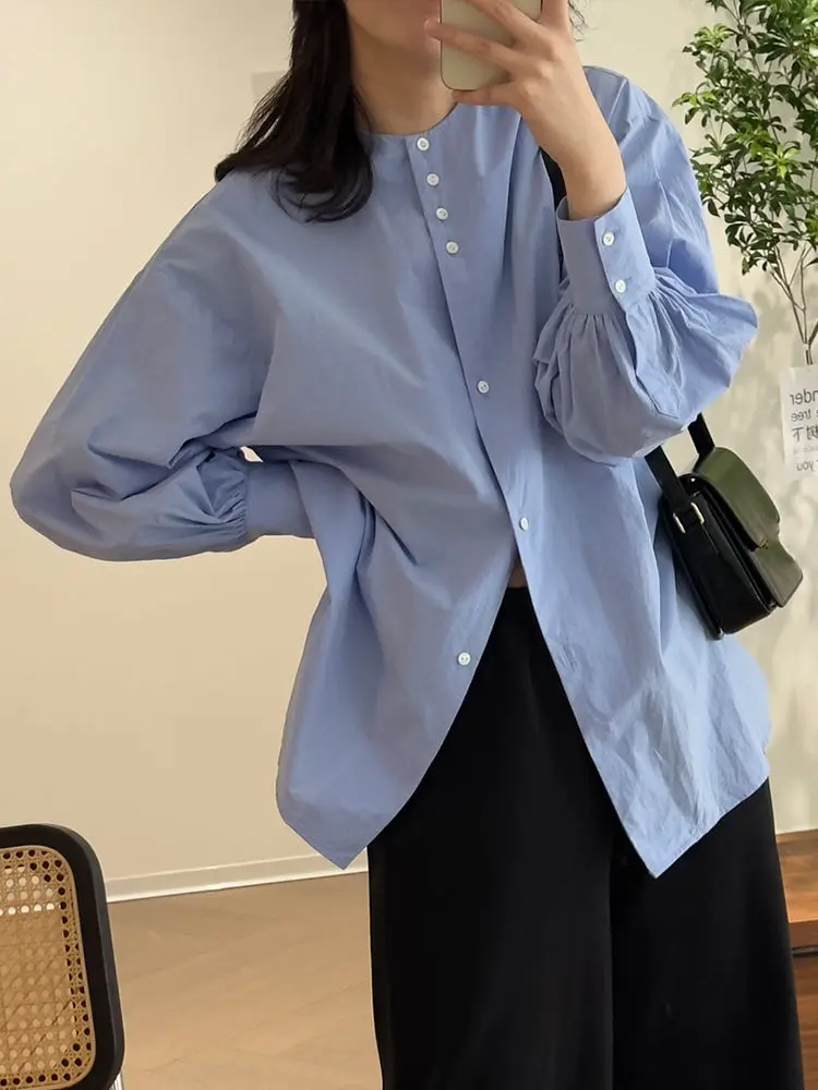 Blue Fashionable Lantern Sleeve Shirt for Women with a Niche and Irregular Temperament French Round Neck Shirt