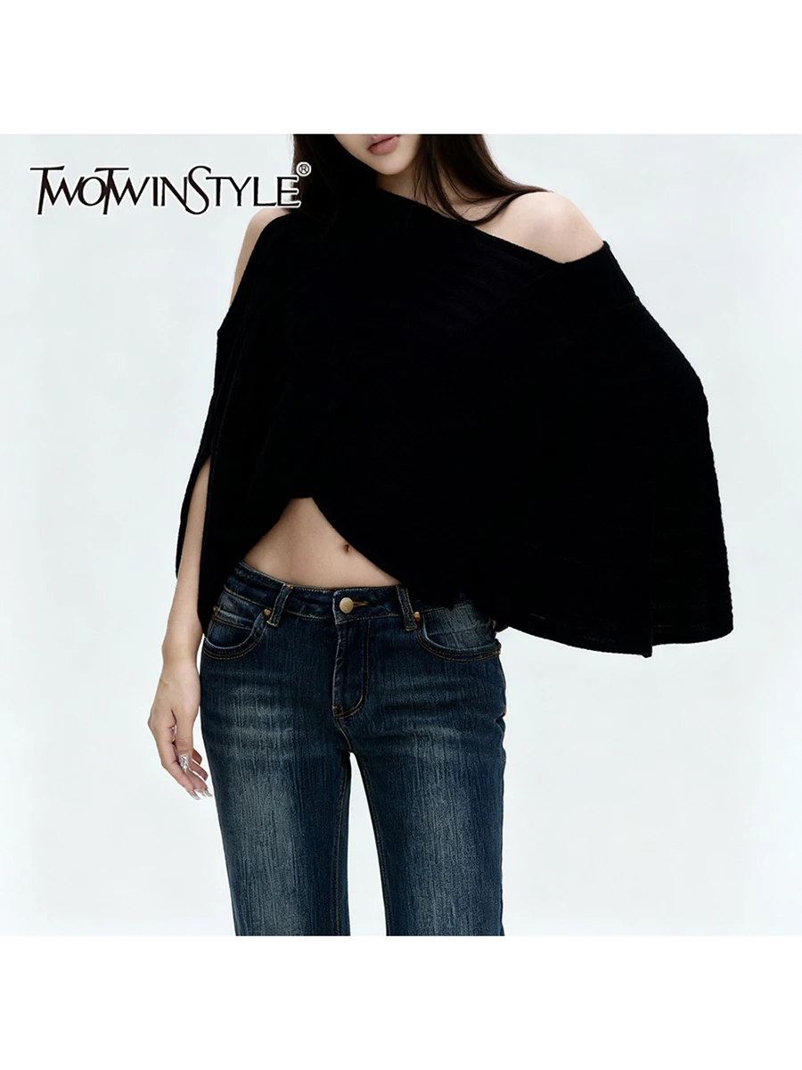 

TWOTWINSTYLE свободные ажурные нерегулярные свитера для женщин с диагональным воротником и длинными рукавами, дизайнерский свитер, женский осенний новый