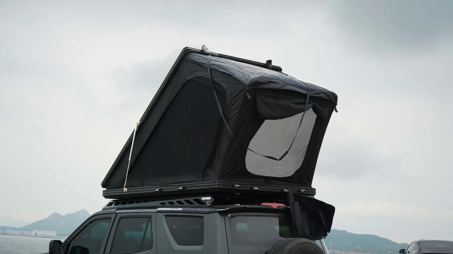 Hot Sale Aluminum Hard Shell Rooftop Tent 4 Season Waterproof Car Roof Top Tent With Telescopic Ladder For SUV Outdoor Camping