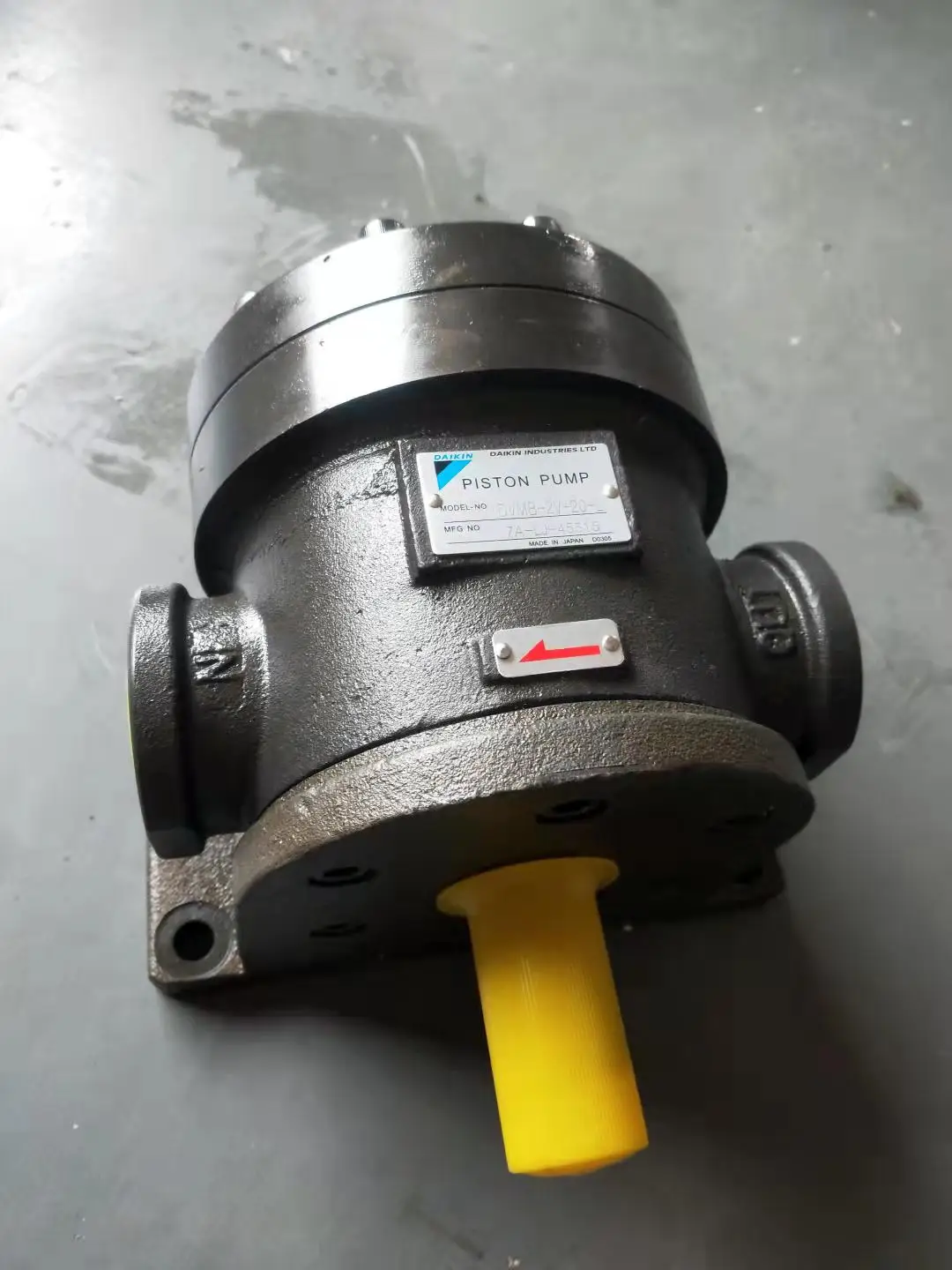 High quality Dai kin DVMB-2V-20-L DVMB-3V-20 hydraulic piston pump DVSF-3V-20 DVMB-5V-20 DVSF DVMB series Rotor pump