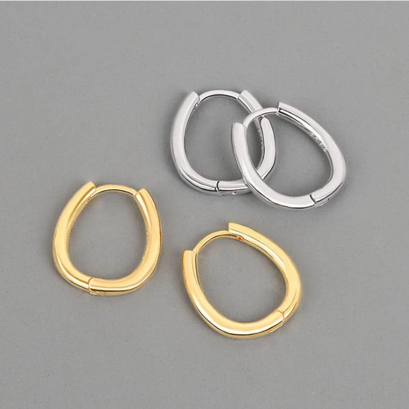 VENTFILLE Silver Gold Color Triangle Hoop Earrings Women Retro Romantic Temperament Light Luxury Jewelry 925 Stamp  Accessories