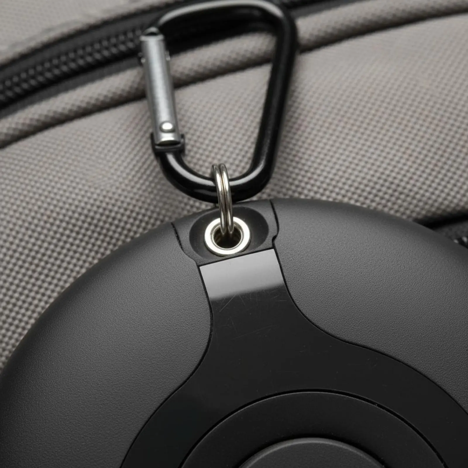 

Портативное устройство для создания звуковых волн с переменной частотой для владельцев домашних животных, рыбалки, спальни