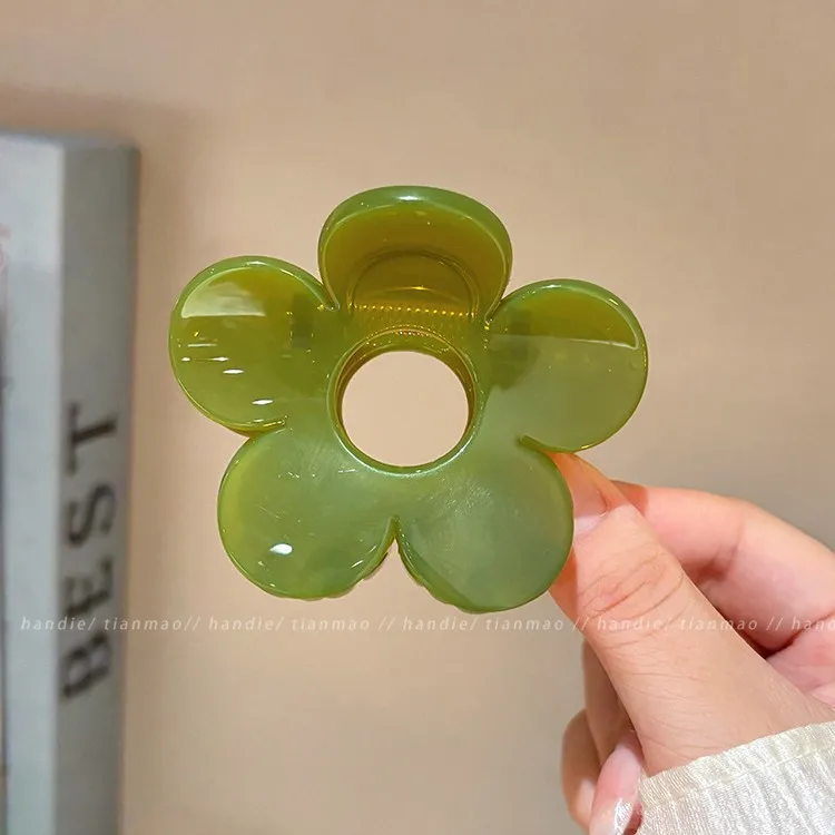 Bunte hohle Blumen-Haarklammer aus Acetat, sanfte Blumen, Krallenclip im koreanischen Stil, süßer Hai-Clip, Haarschmuck für Frauen und Mädchen