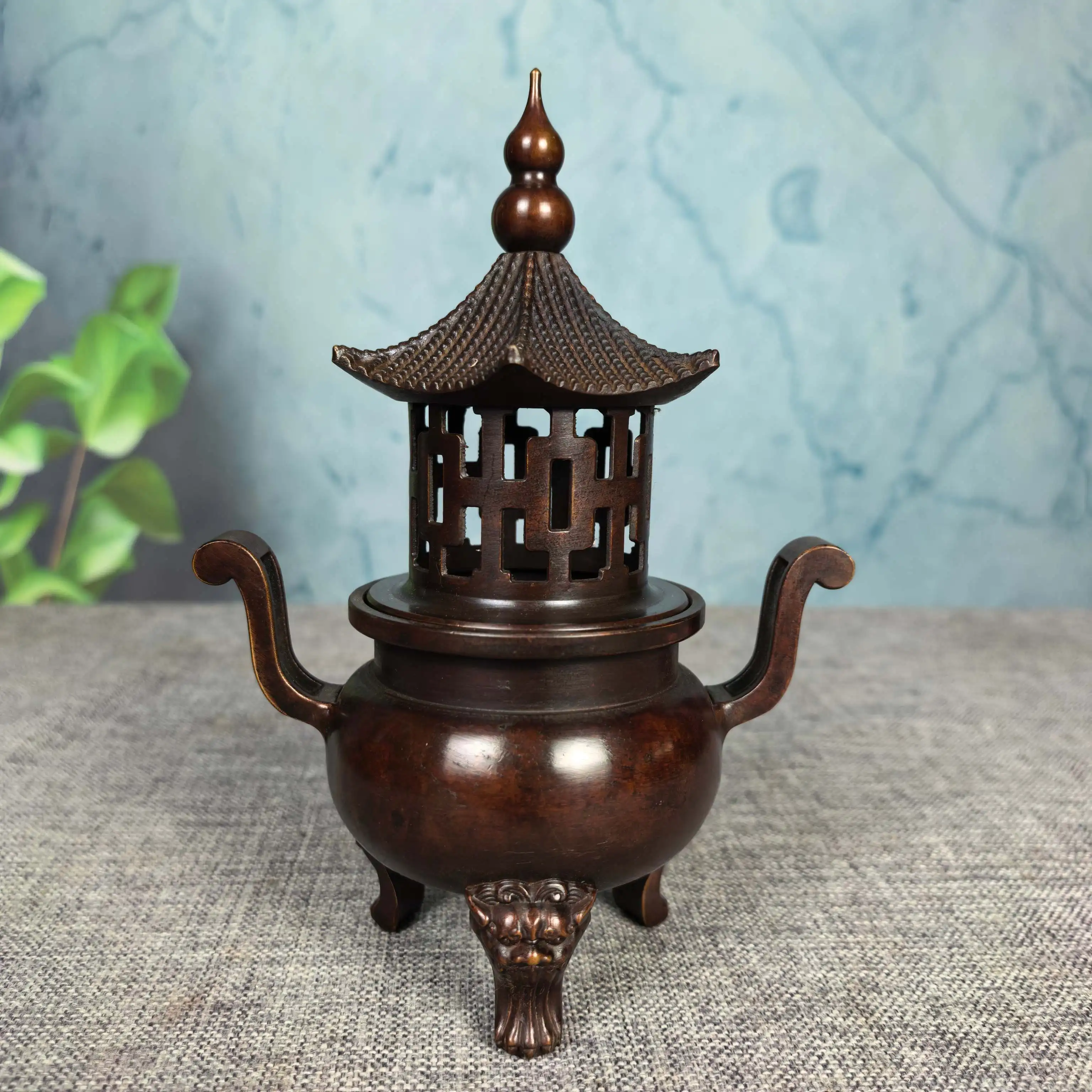 Folk Old Brass Pagoda shaped double ear incense burner Beast head with three legs Amass wealth Ornaments Town house Exorcism