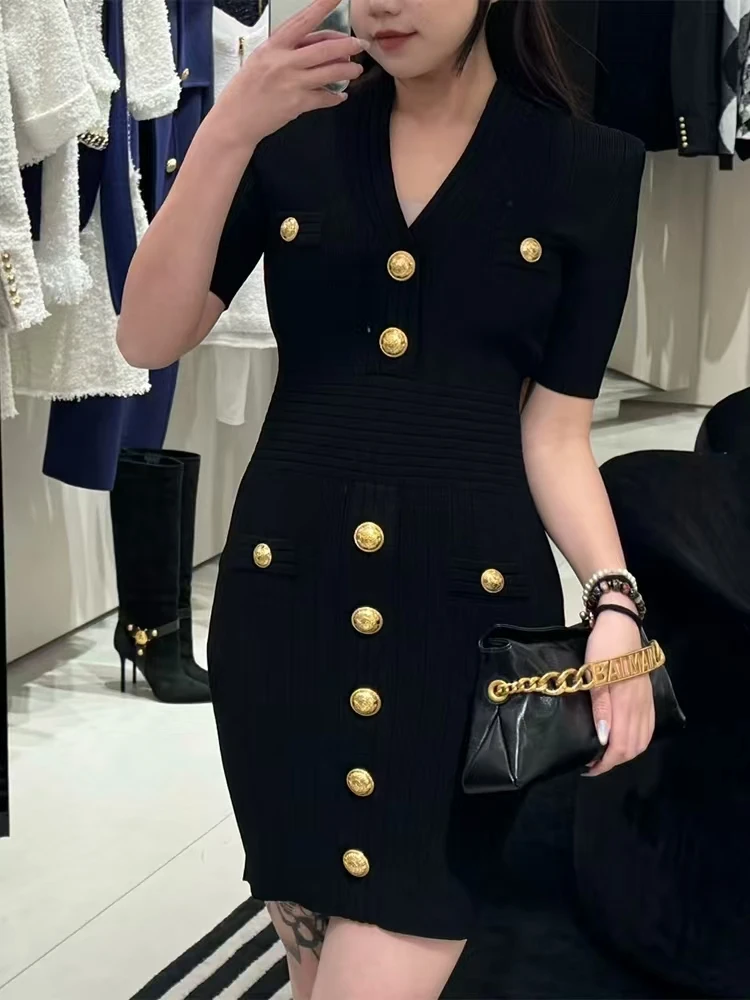 

Summer New High Quality Fashion Atmosphere Commuter V-Neck Knitted Sweater With Rivet Buckle Women's Short Sleeved Dress