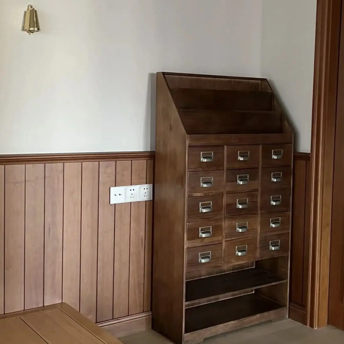 Medieval style living room bookcase multi-drawer decorative locker American retro magazine record chest