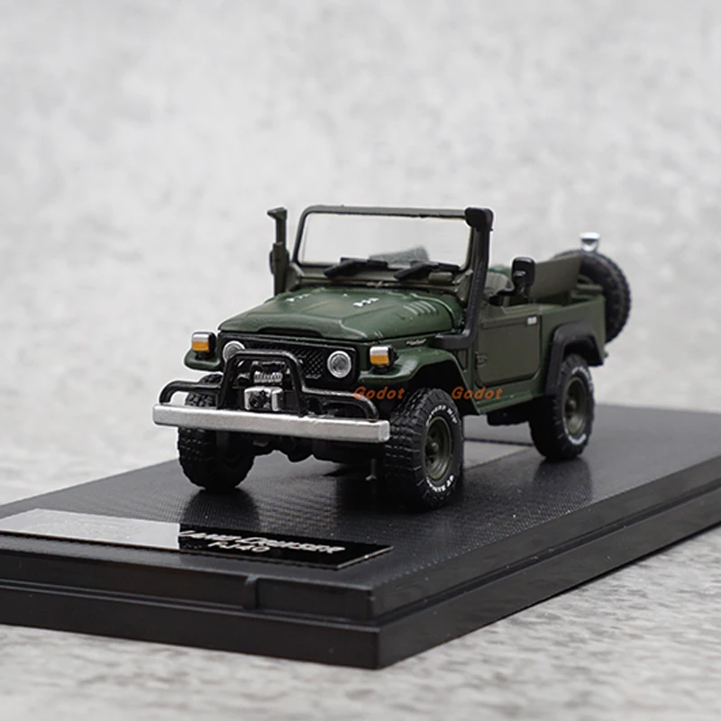 RM 1:64 Scale Diecast Alloy FJ40 Convertible Off-road Vehicle Model Classics Adult Nostalgia Toys Souvenir Gifts Static Display