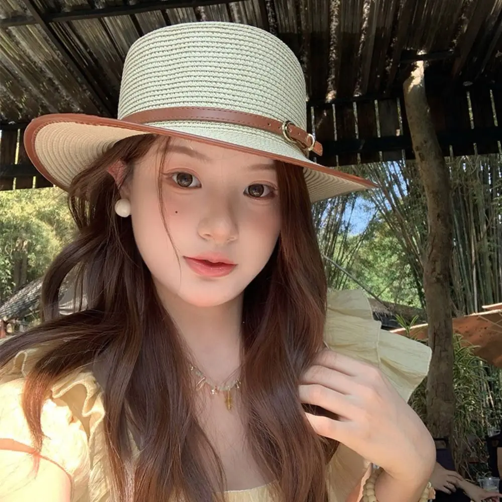 بسيطة الكورية نمط القش المنسوجة قبعة واسعة حافة مقعرة أعلى شقة قبعة رعاة البقر حافة مسطحة واقية من الشمس المرأة قبعة الشمس الربيع الصيف