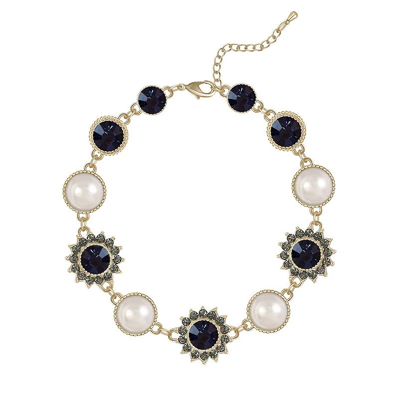

2025 New Retro Diamond - Inlaid Pearl Bracelet for Women Stylish Trendy & Chic Statement Hand Jewelry of Daily & Party Wear
