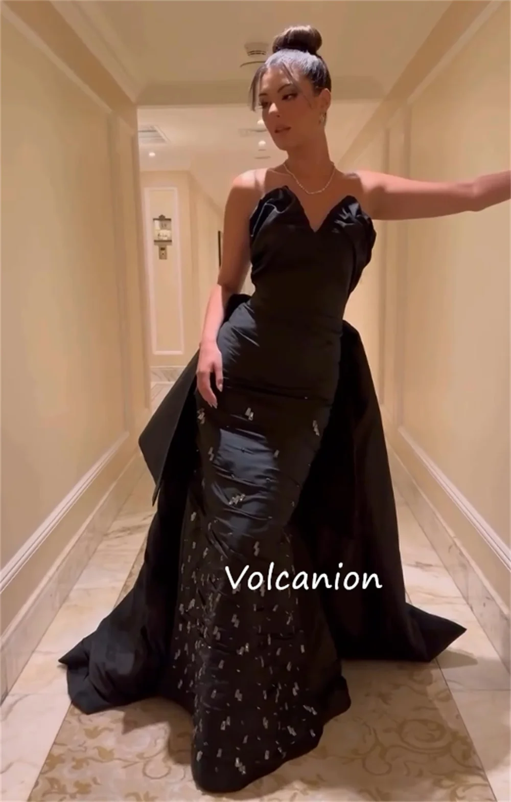Robes longues personnalisées en Jersey de haute qualité, trompette plissée à paillettes, sans bretelles, sur mesure, pour occasions exquises