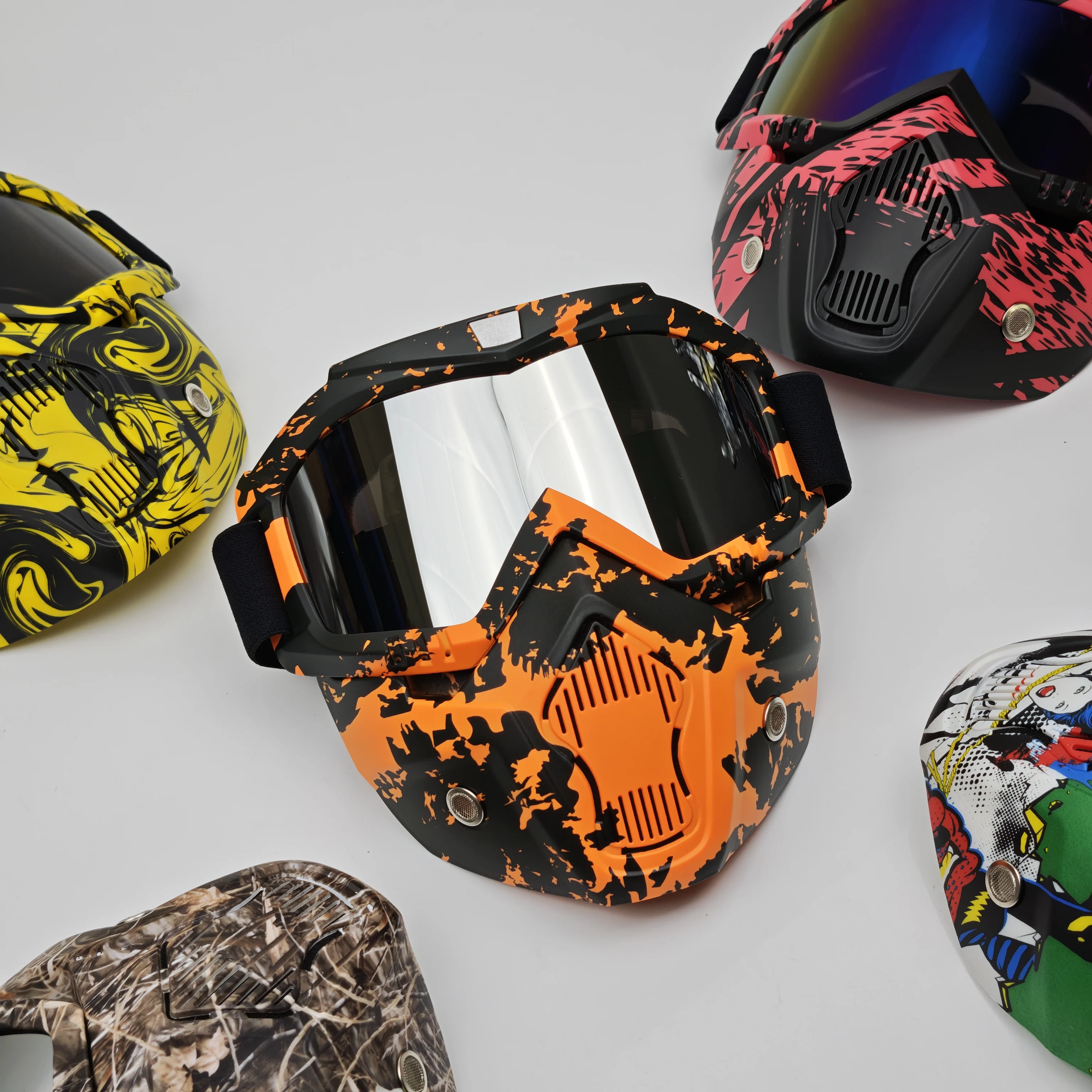 One-Piece Detachable Motorcycle Mask - Wind/Sand Proof, Wide Field of View & Breathable for Street Riding view 3