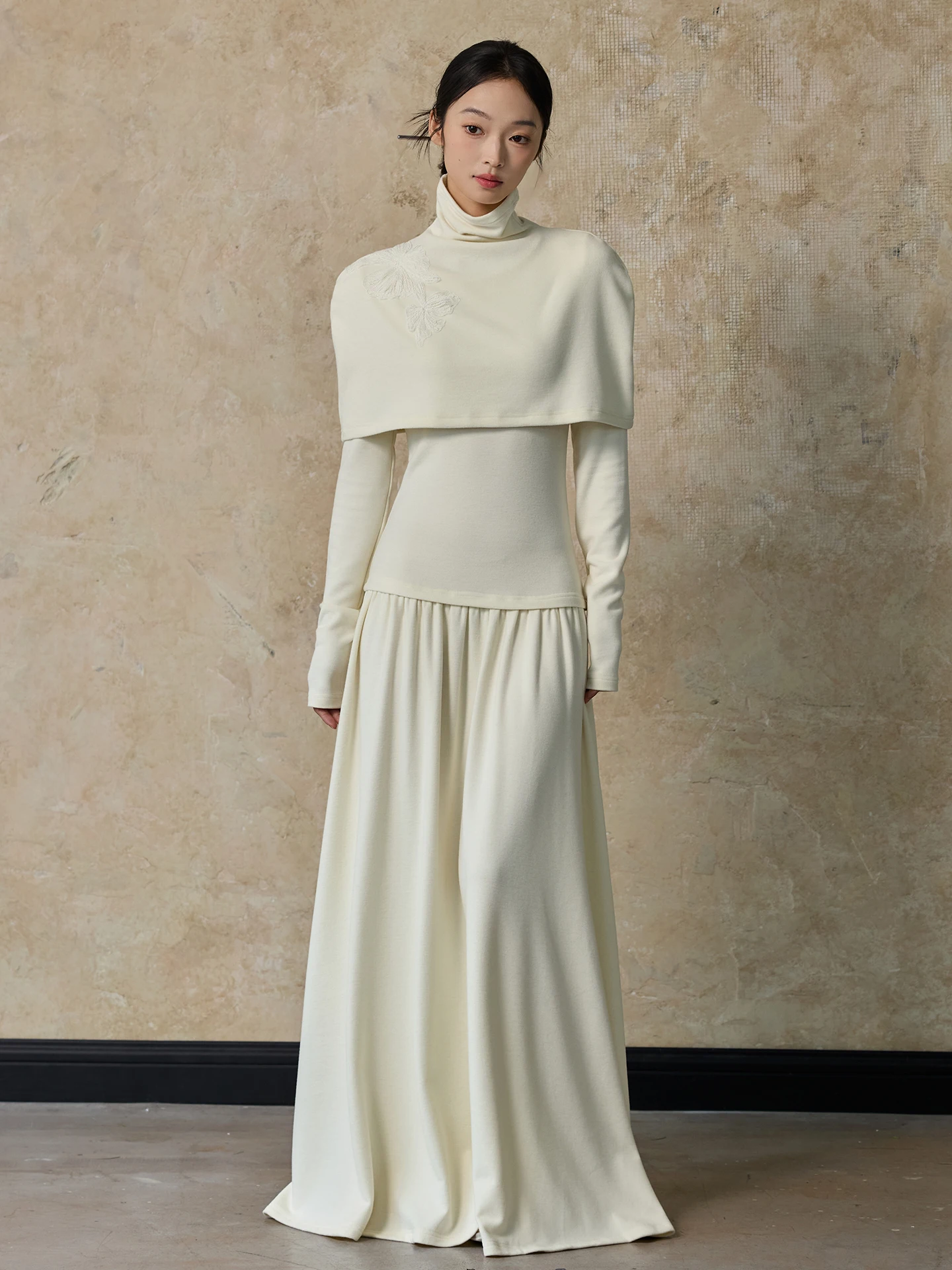 

Комплект ONMOON: белый вязаный шерстяной костюм с вышивкой, топ с длинным рукавом и юбка А-силуэта, высокоэластичный, осень-зима, новинка