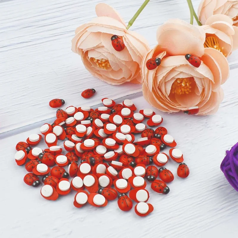 Pequeña resina abeja mariquita artesanía jardín paisaje rojo mariquita decoración DIY pequeño Animal estatuilla decoración adorno de Navidad