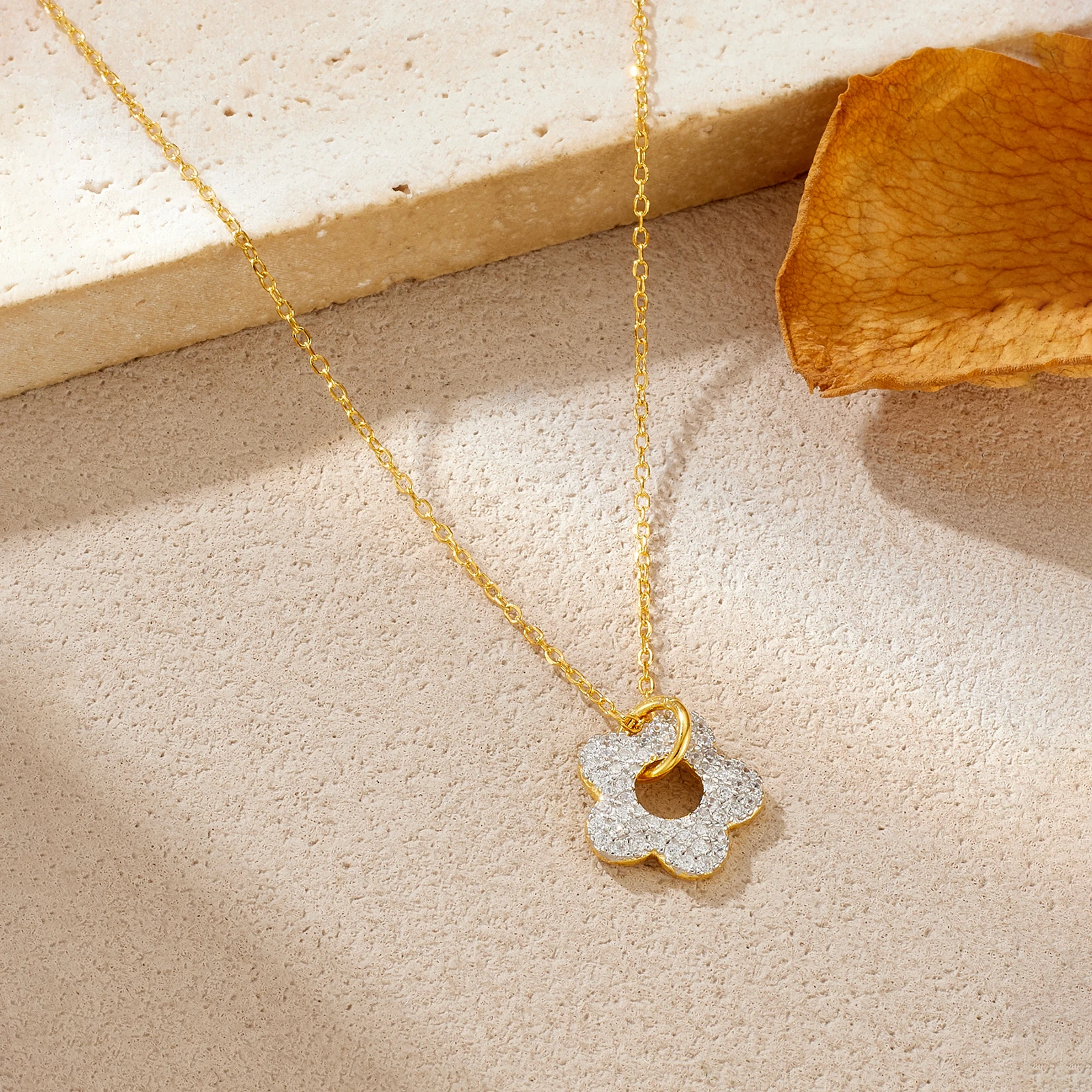 

VEWANT 925 Sterling Silver Flower Hollow Out Charm CZ Zircon Split Plating Long Necklace Women Luxury Wedding Gift Jewelry