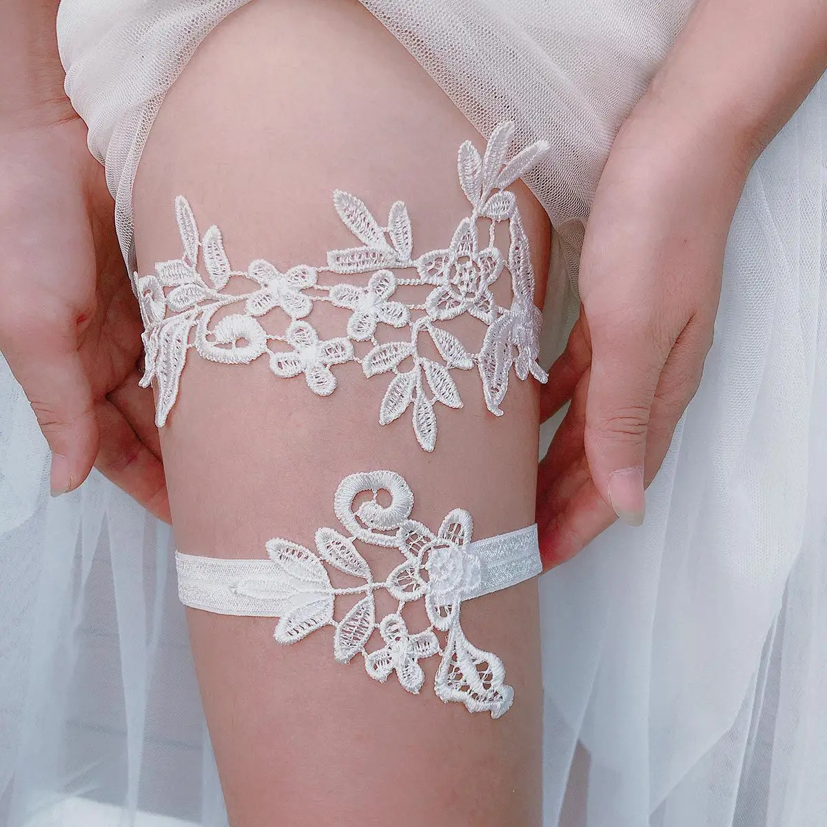 ชุดแต่งงานสำหรับเจ้าสาวลูกไม้ผ้ายืดเจ้าสาว Garter ชุดดอกไม้สีขาวดอกไม้ขางานแต่งงาน Garter 2023