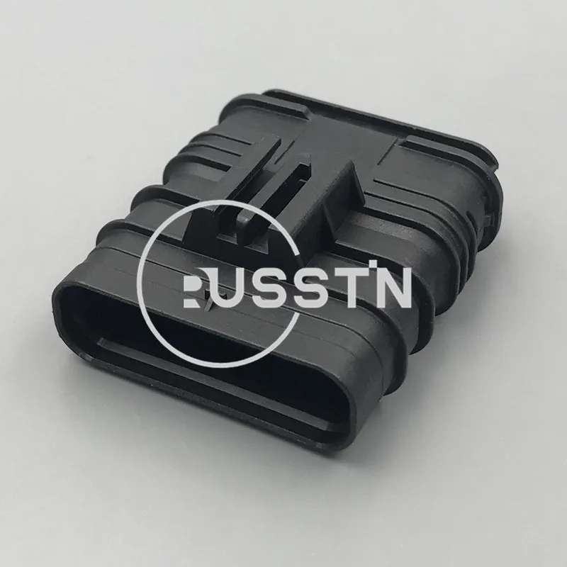 

1 Set 16 Pin Waterproof Auto Reversing Radar Camera Socket 805-587-541 805-588-571 AC Assembly Car ACC Electric Plug A0001532222