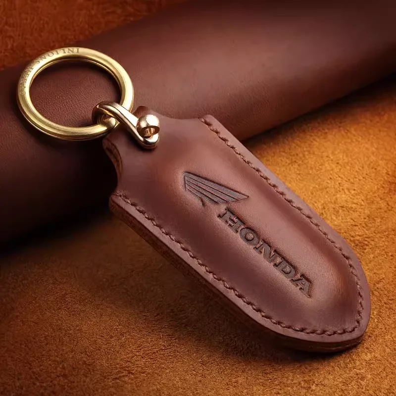 DIY Leather Airtag Holder Keychain Portable Handmade Genuine Leather Air Tag Holder with Keyring Full Coverage Air Tags