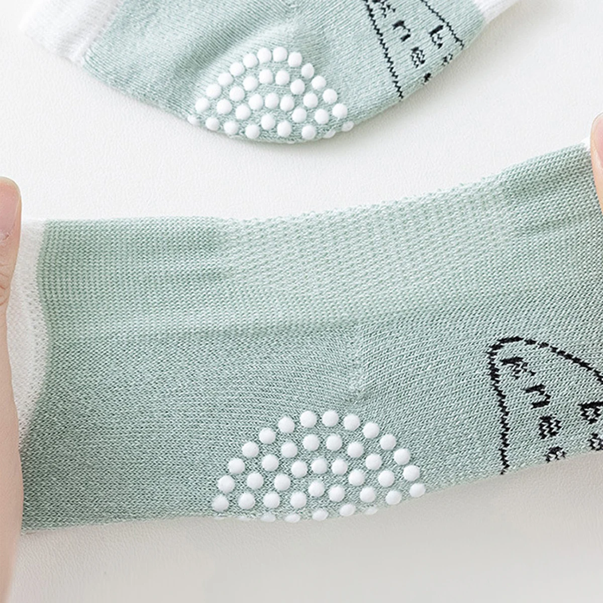 5 Pairs Simple Baby Knee Pads Non-slip, Breathable, Ideal for Crawling Protection. Comfortable for Summer Wear, Unisex.