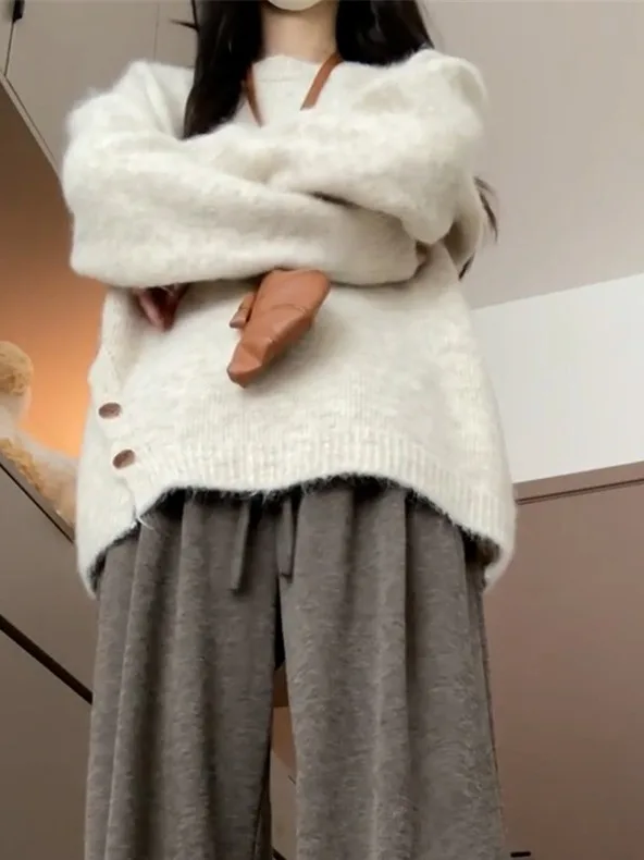 レディース ルーズ ニット セーター カジュアル 初秋の服装 屋内外で着用可能 長袖 ラウンドネック トップ 快適なフィット感