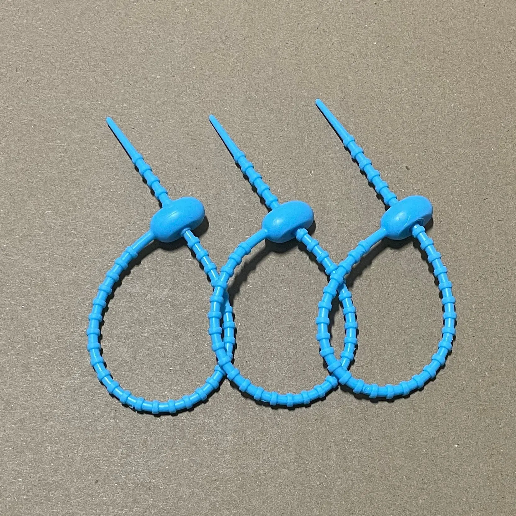 20Pcs/Lot  Silicone Reusable Bag Ties Twist Wire Fasten Cable Zip Tie Headset Data Line Wire Universal Tie
