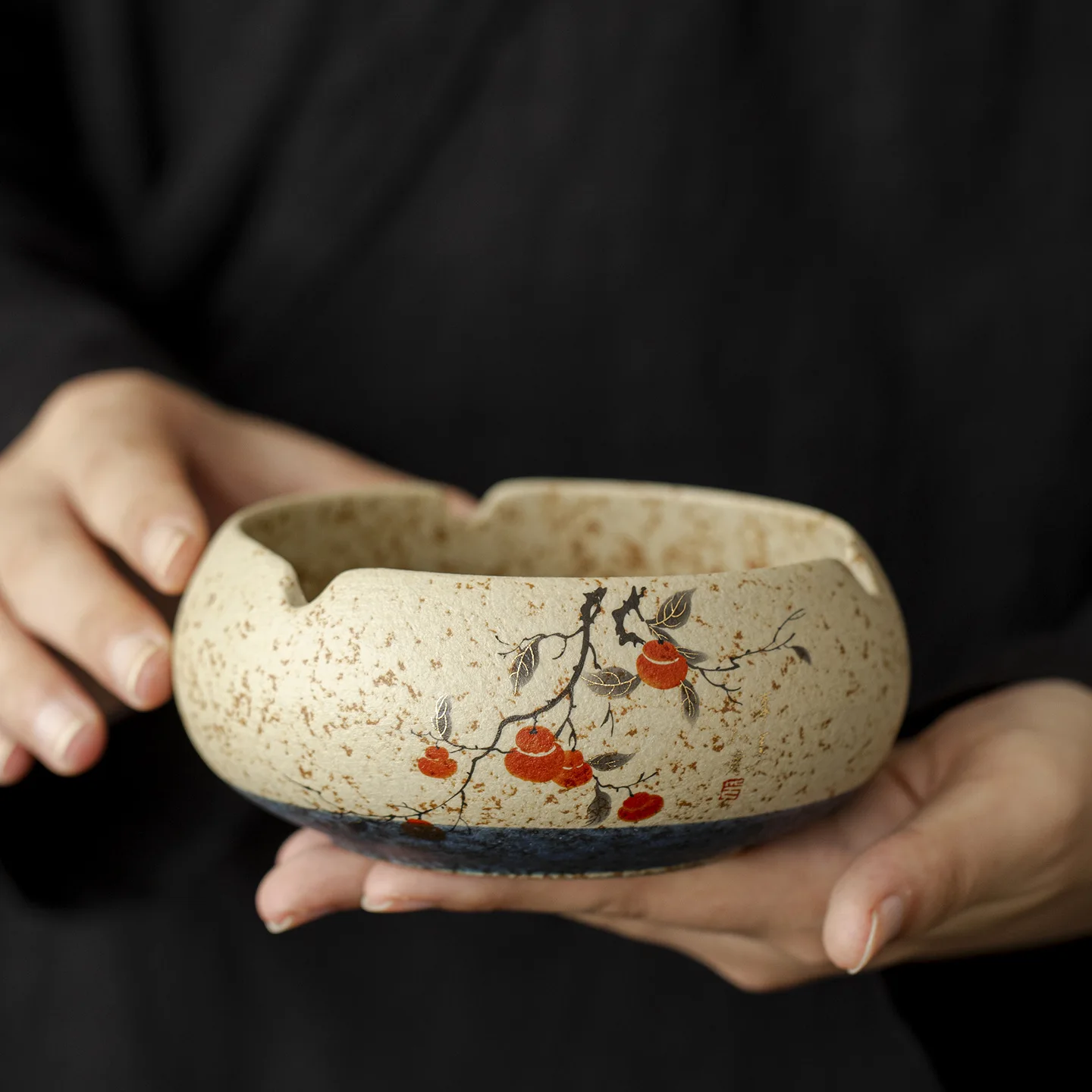 HYS red persimmon ashtray home living room office tea table ornament advanced sense ashtray smoke and anti-fly ash