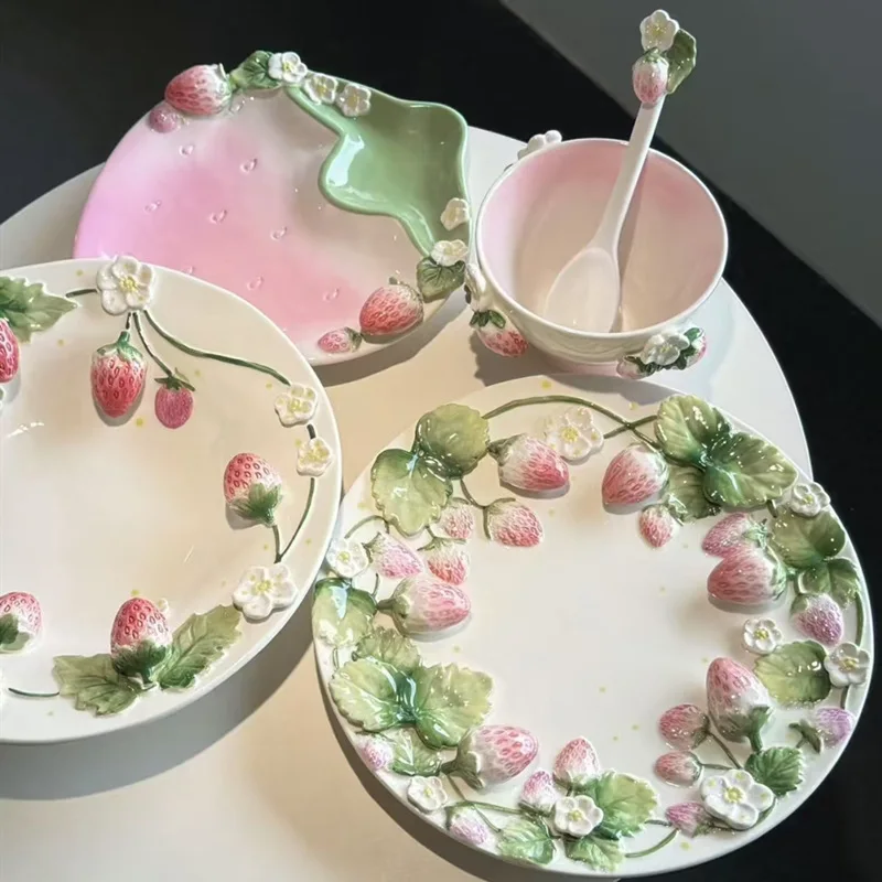 

Клубничная тарелка, посуда, розовое сердце для девочек, бытовая керамическая миска, глубокая тарелка для завтрака, западная паста, десертная тарелка для торта