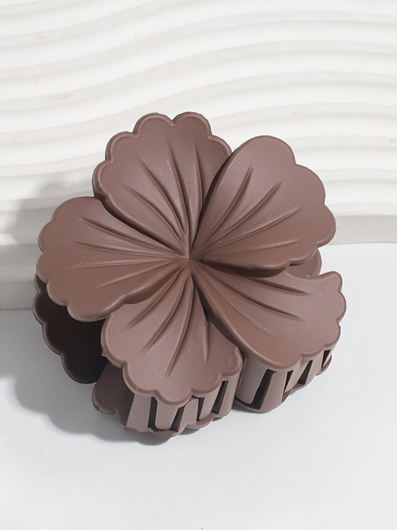 4 Uds. Clip de garra de Color puro con flor de Color café para mujer, nuevos accesorios simples para el cabello para Updo y peluquería diarios