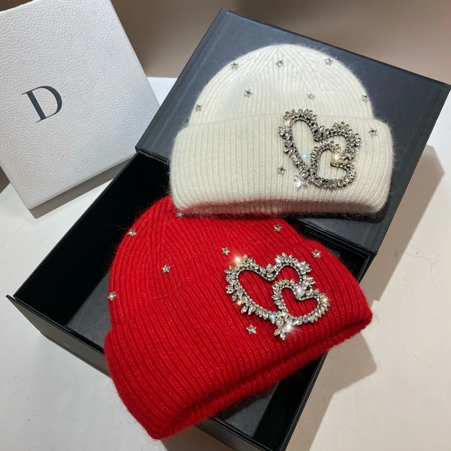 Real Rabbit Fur Women\'s Knitted Hat Luxury Rhinestones Heart Pattern Winter Beanie Designer Hats Lady Warm Walking Bonnet Beanie