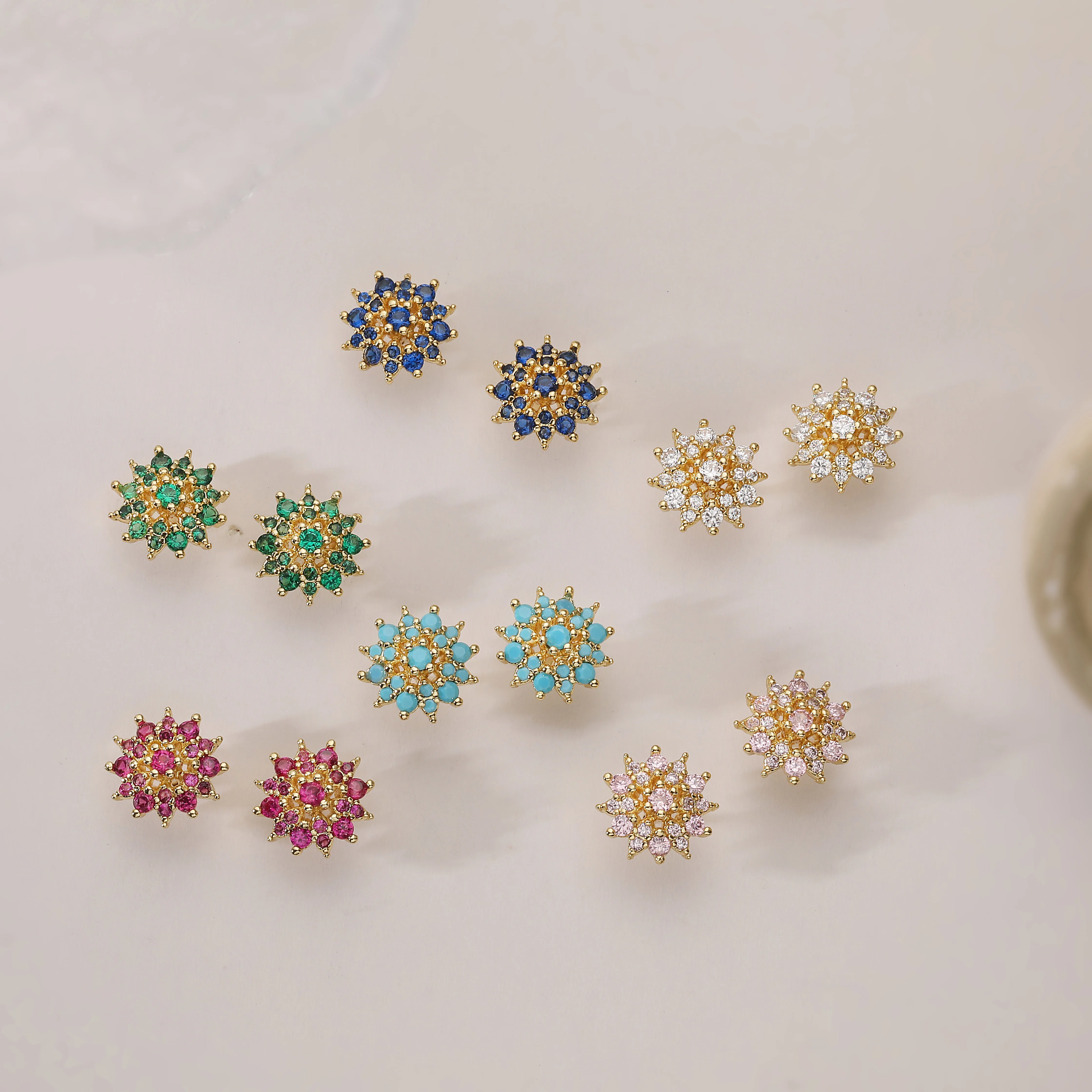 HECHENG، أقراط فاخرة متألقة تشيكوسلوفاكيا عباد الشمس، مجموعة هدايا مجوهرات عصرية للسيدات لحفلات الولائم، زوج واحد