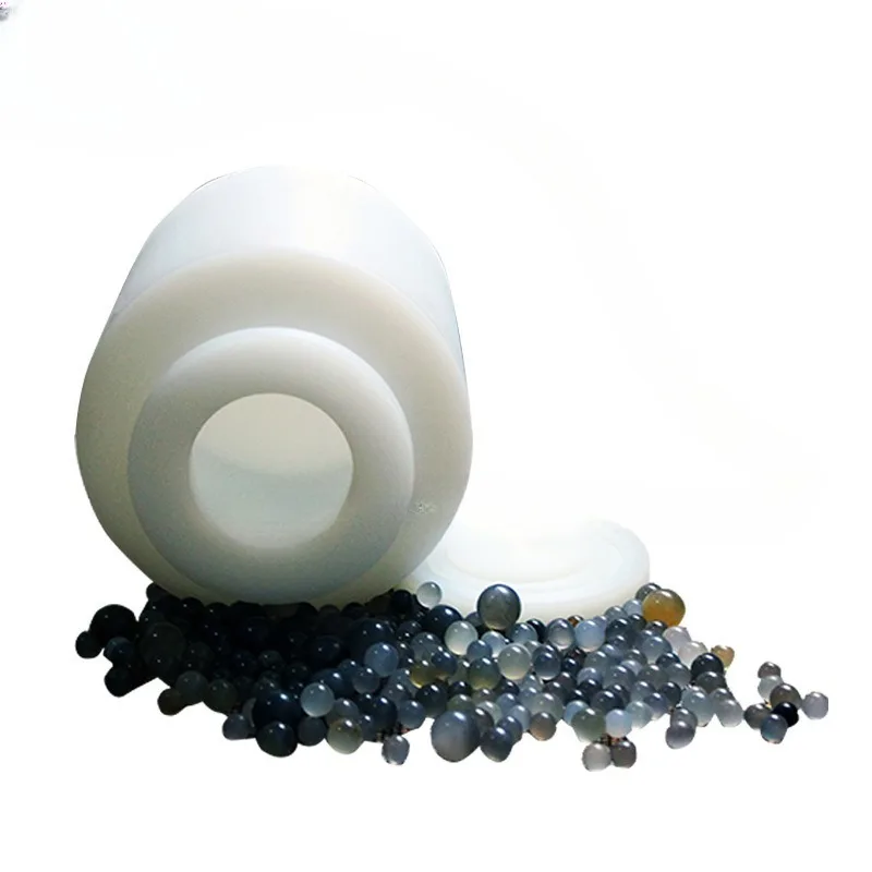 Roller nylon ball milling tank, integrally formed