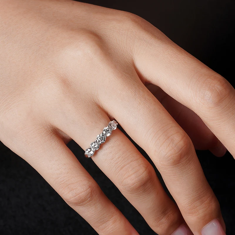 NKHOG 4MM 5 Stones Moissanite Ring For Women 925 Sterling Silver Plated 18K White Gold Wedding Band Rings Pass Diamond Test GRA