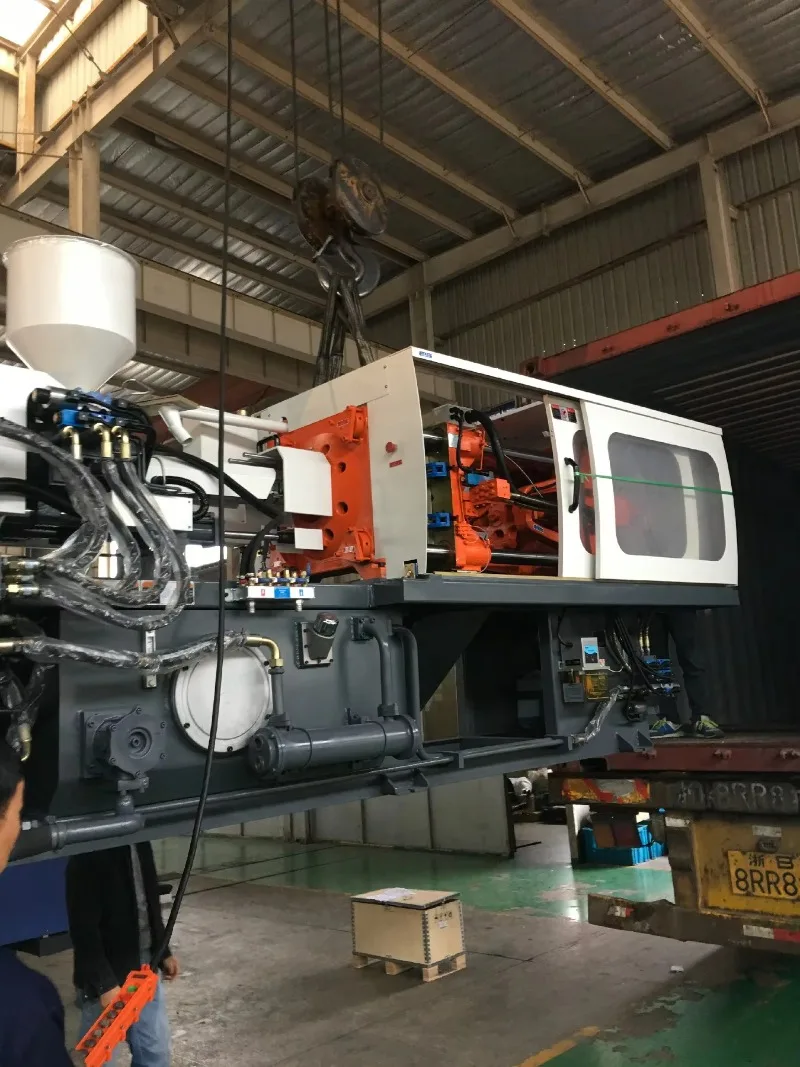 110T Injection Moulding Machine Plastic Bottle Cap Molding Equipment Custom