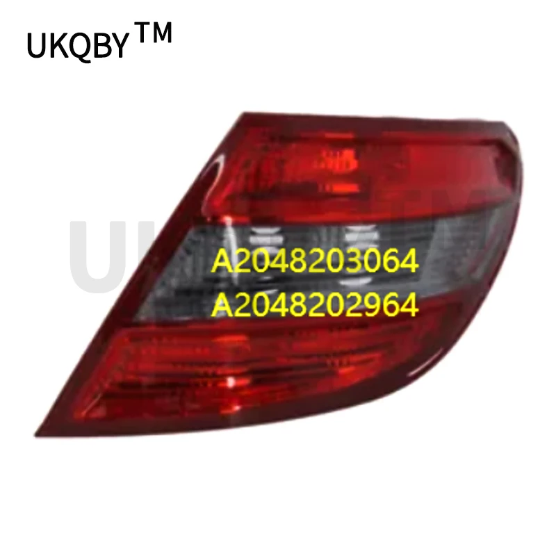 FG2 040 00F G20 400 2FG 204 003 FG2 040 06 Rear lighting Tail lights side of tail light