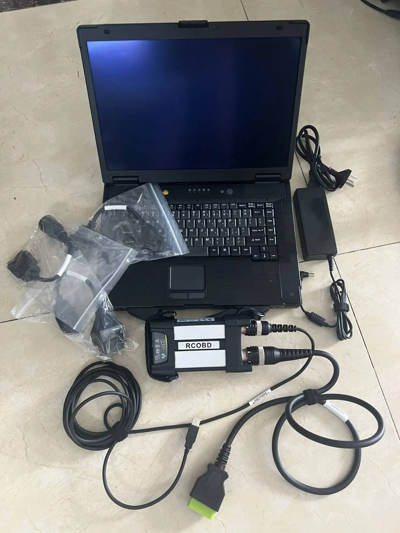 VOCOM II 88894200 Vocom2 for Volvo Truck Diagnostic Tool V2.8.241 with Laptop CF52 i5 cpu 8gb ram Ready to Use