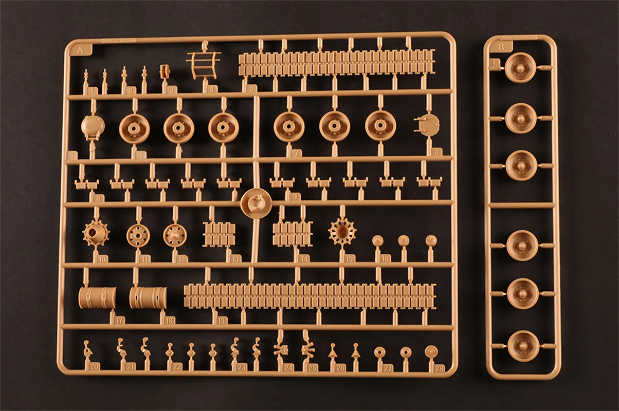 HobbyBoss 84852, Militär-Modellbausatz aus Kunststoff im Maßstab 1:48 des britischen Challenger II MBT