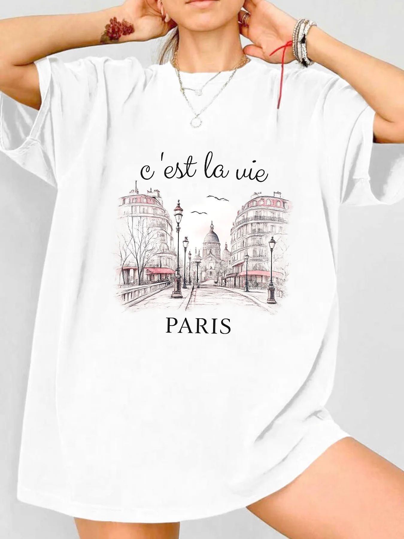 

【WDS00131】Женская футболка больших размеров с круглым вырезом, короткими рукавами, эластичными полурукавами и модными принтами.