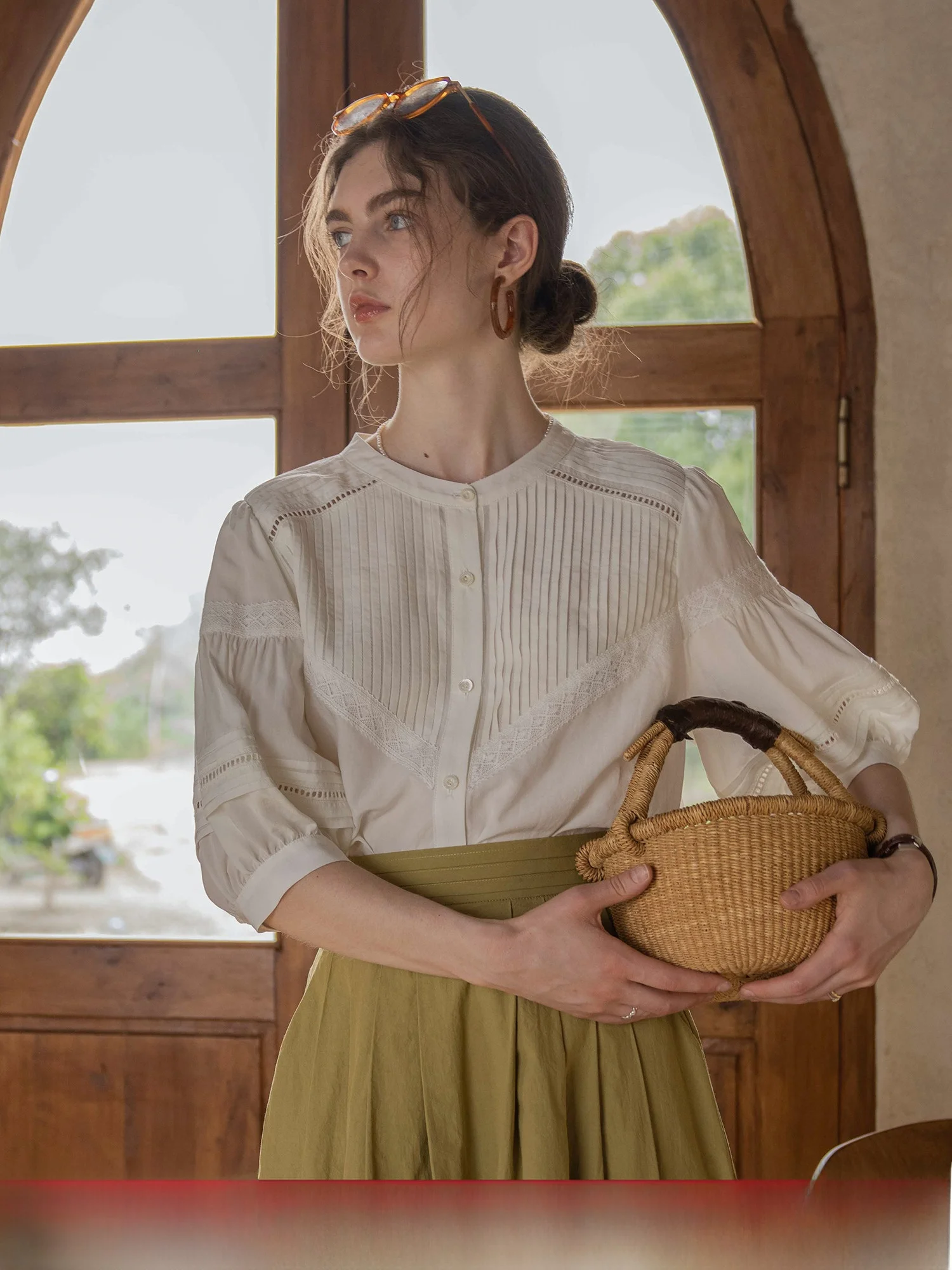 Dailyart Women's irt Pleated Drapey Lantern Sve Top Summer Vintage Loose Fit ort Sve Pure Color Single Button Closure