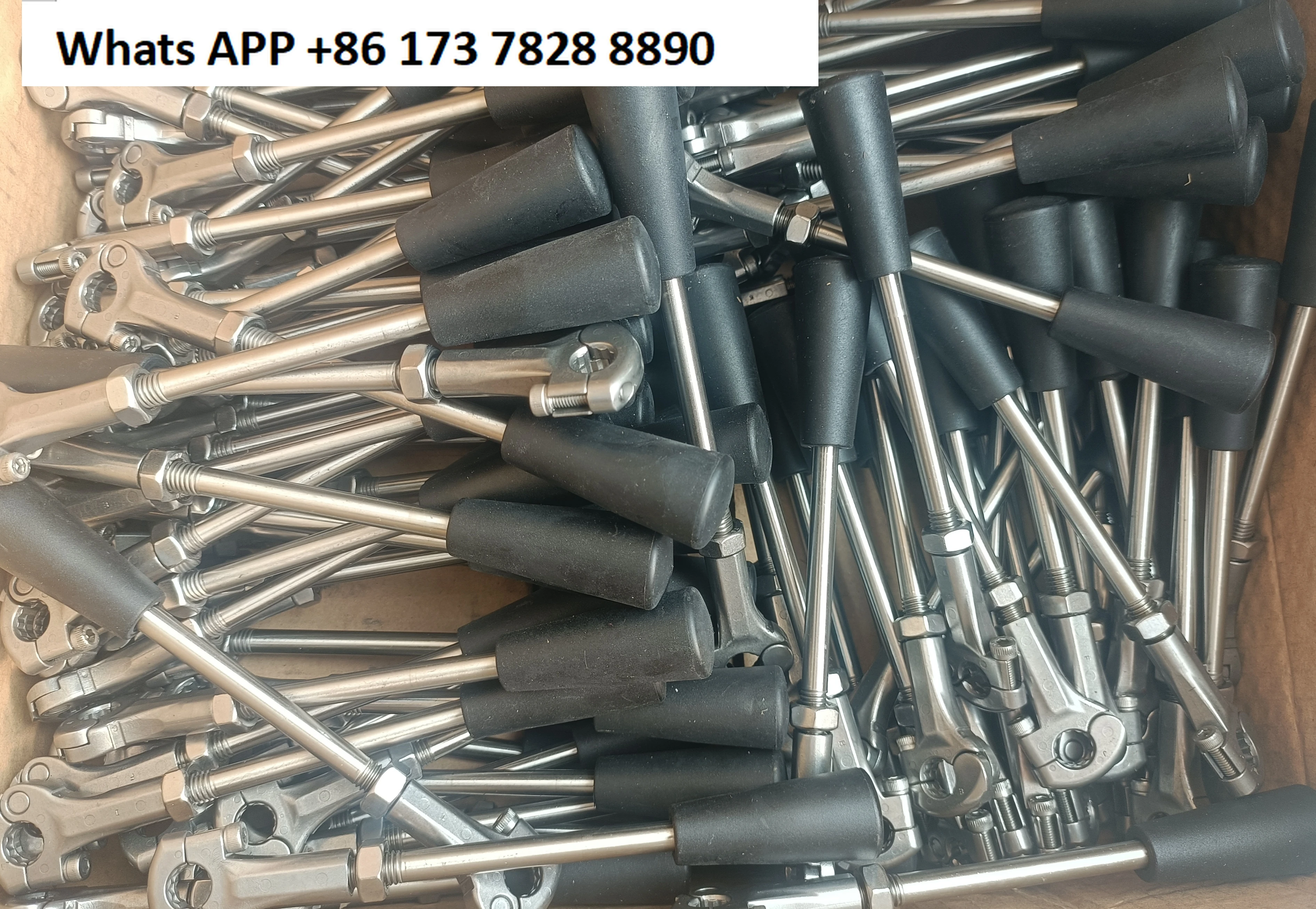 Hydraulic multi-way valve distributor accessories Front cover handle Spot accessories Repair accessories