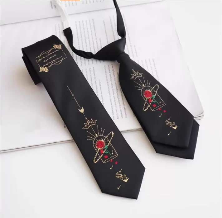 

Оригинальный подарок на день рождения для мальчика с черным галстуком