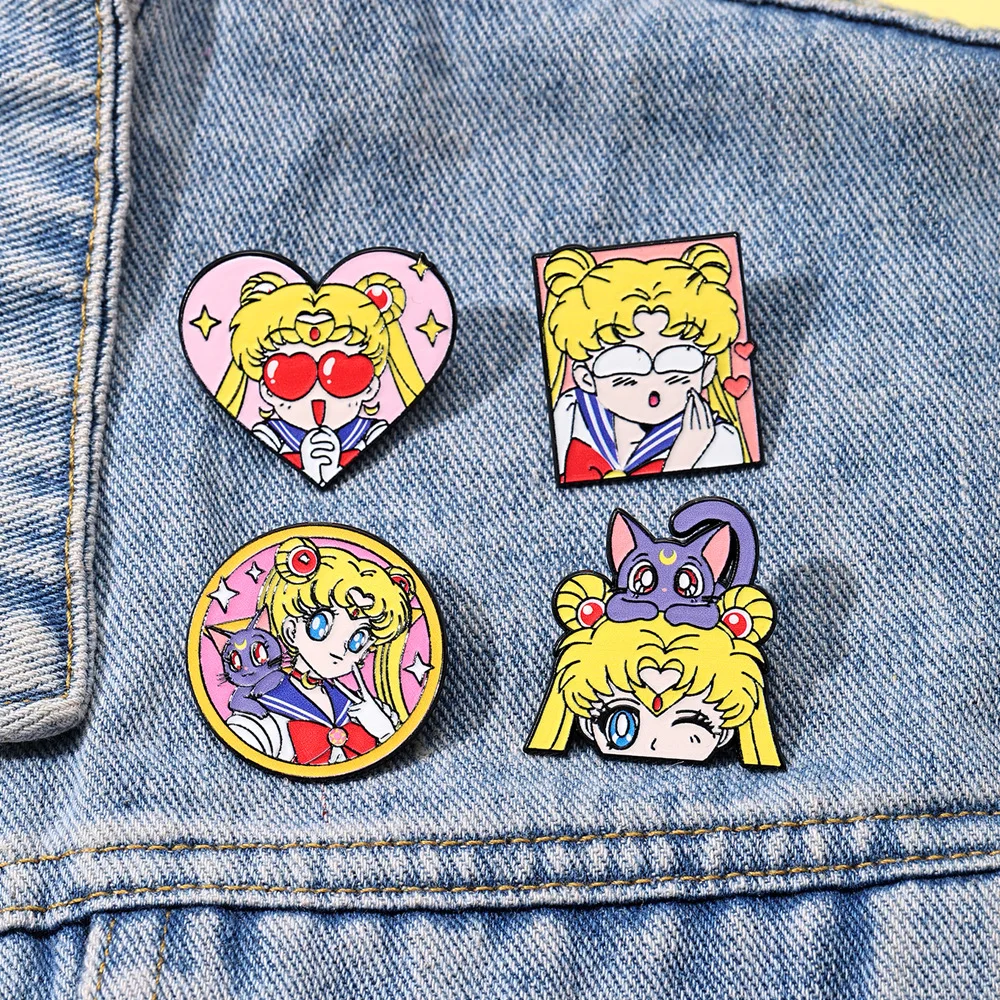 4Pcs/set Anime Sailor Moon Enamel Brooch Cute Character Pins Clothing Backpack Lapel Badges Fashion Jewelry Accessories Gifts