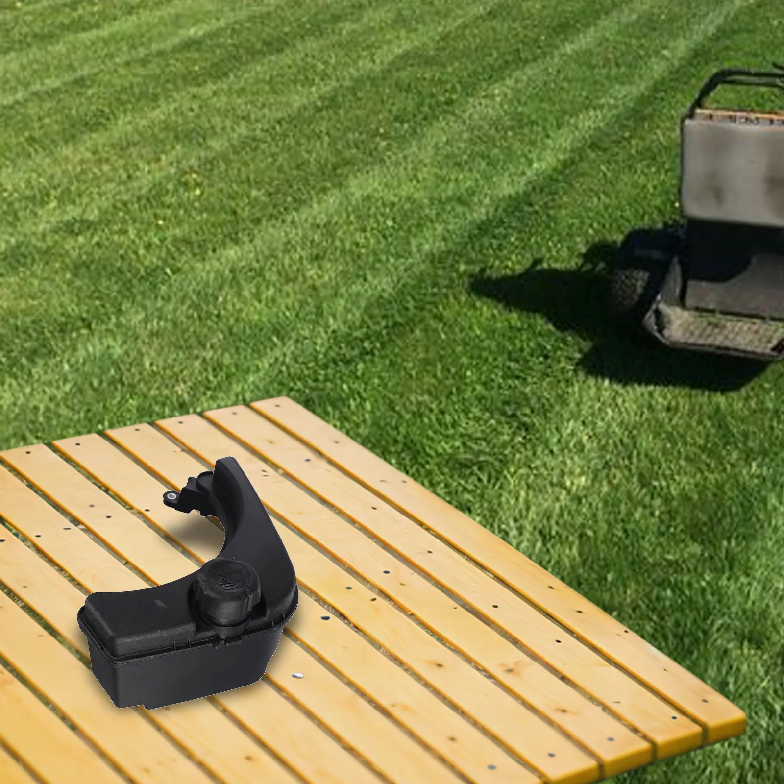 

The Fuel Tank Fuel Tank Fuel Tank Gardening High Quality Material Mower Parts Plastic Power Equipment Mower Parts