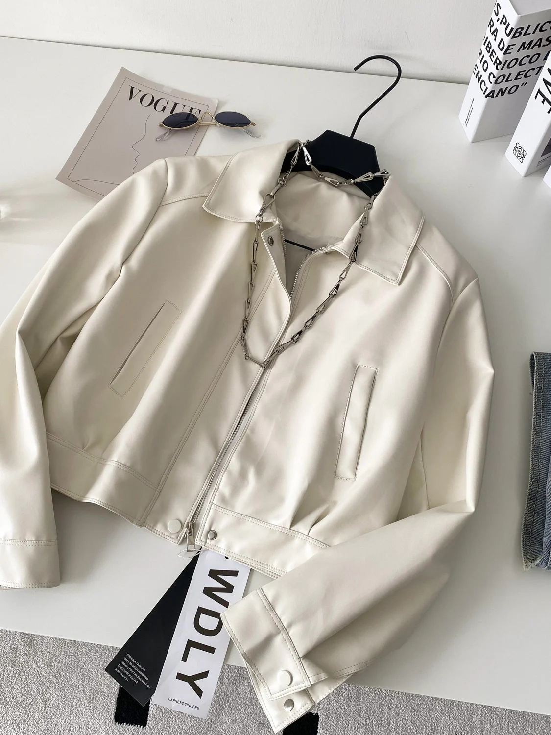 Hong Kong Sle Versatile ort Jaet Women's Loose Fit Casual Leather Coat Autumn 2025 Faion Slimming Outerwear