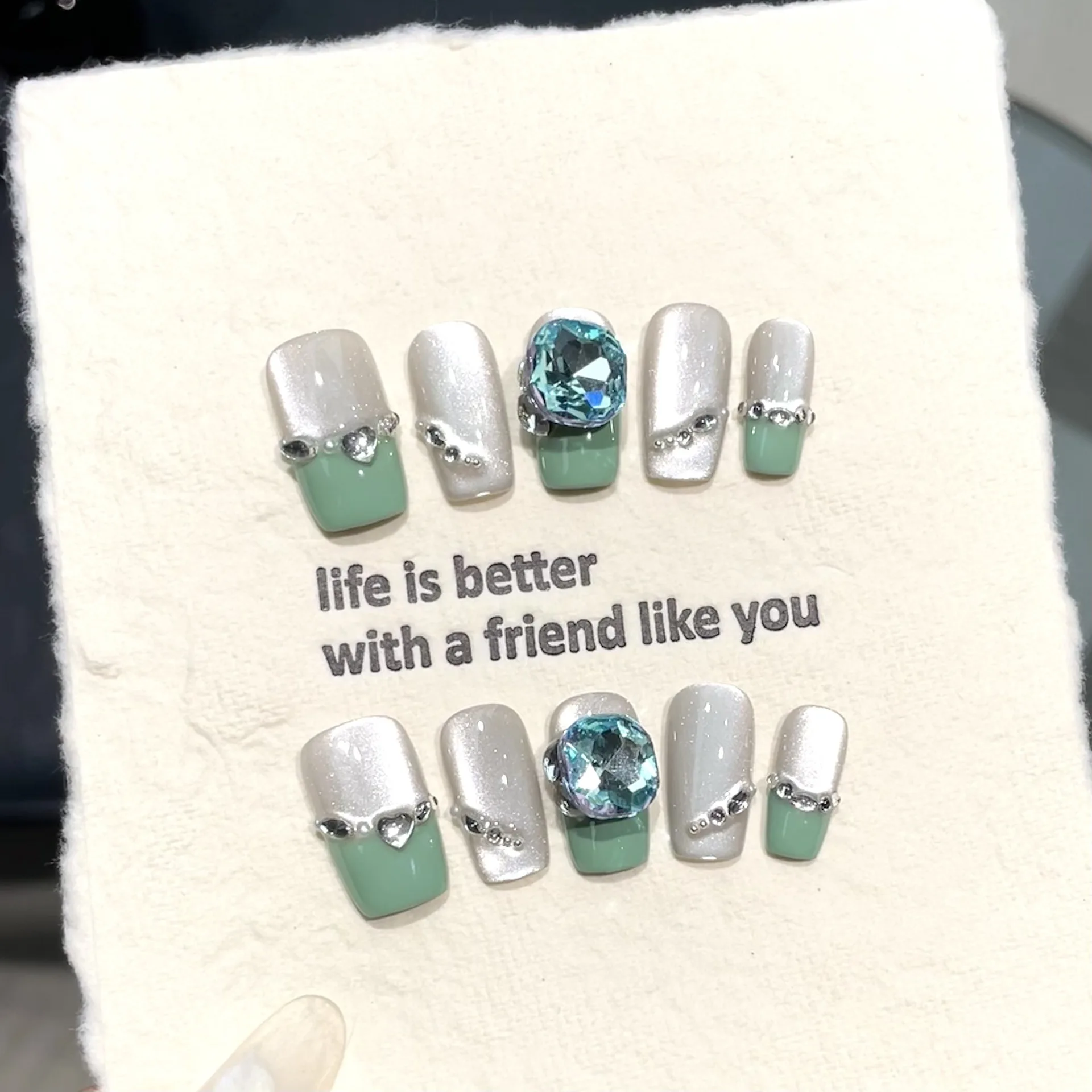 

10 шт., однотонные накладные ногти ручной работы с градиентом зеленого цвета во французском стиле, накладные ногти «кошачий глаз» с блестящими бриллиантами, накладные ногти