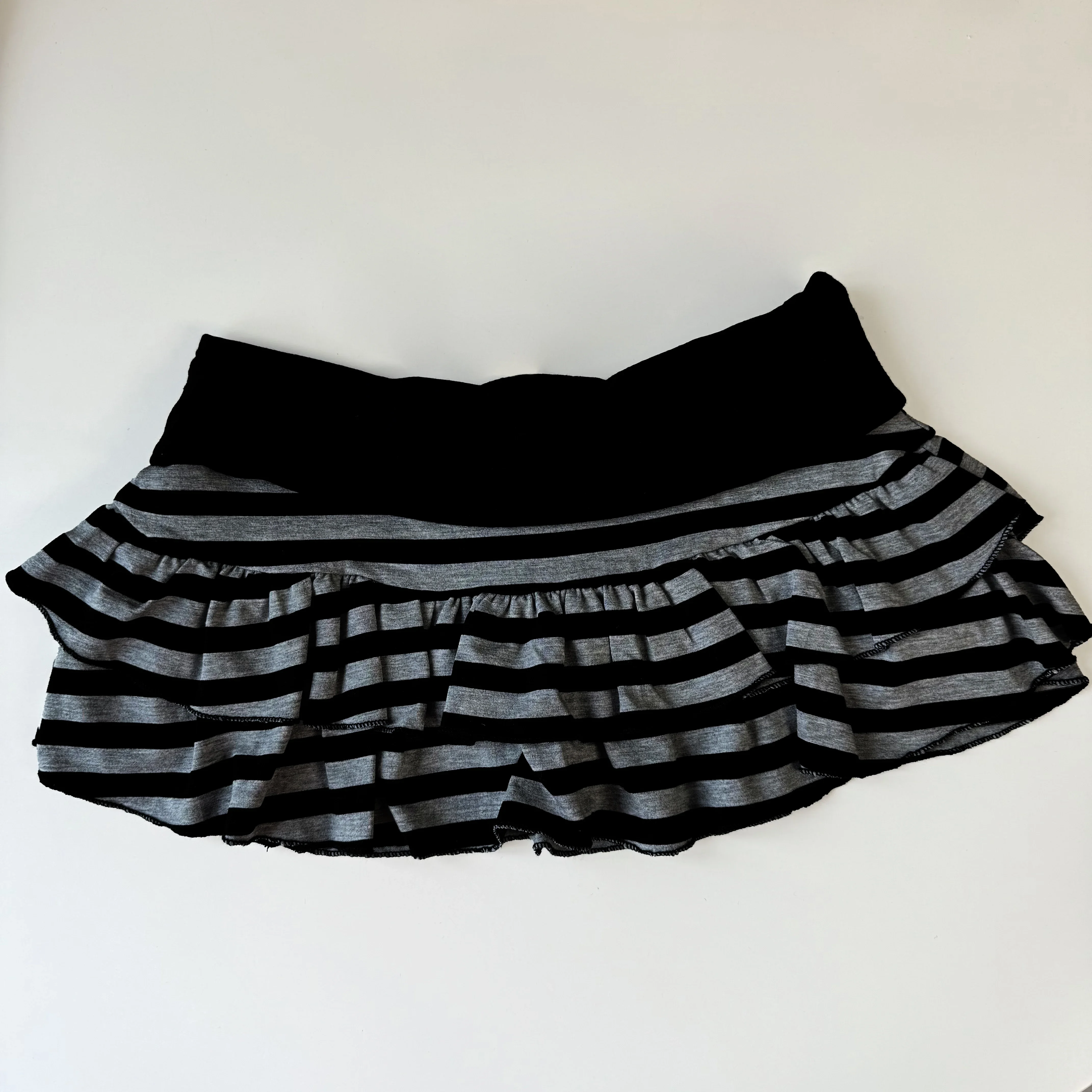 Women's Striped Mini Skirt with Ruffle Hem Black Gray Micro Mini Low Rise Y2K Skirt Millennium