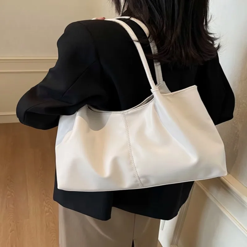2026 New Large Capacity Tote Bag Women Fashionable Korean Japanese Style Casual Commuting Single Shoulder Handbag - view 3
